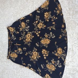 Maggie McNaughton Floral Pull On A-Line Skirt 16W Navy Blue